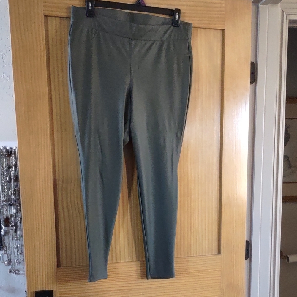 Olive High-Rise Ponte Leggings